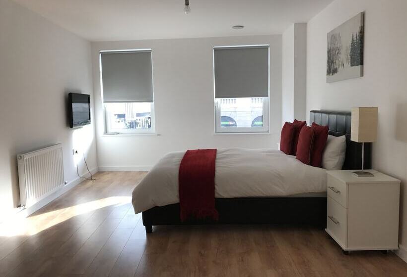 پانسیون Greens End House