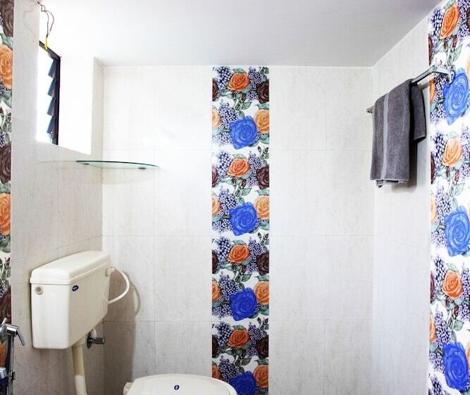 پانسیون Santana Guest House