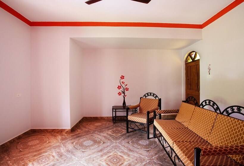 پانسیون Santana Guest House