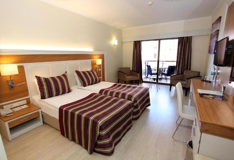 هتل Aqi Pegasos Royal