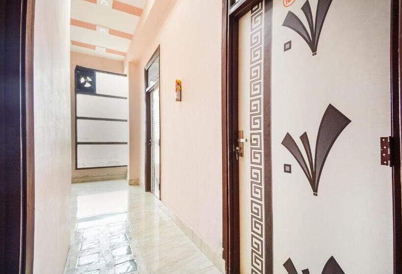 酒店 Oyo 8789  Noor Palace