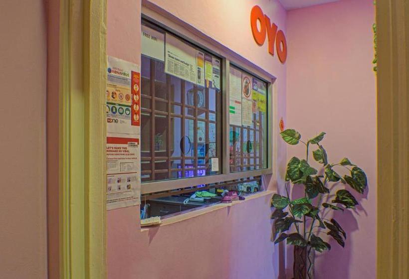 ホテル Oyo 90062 I