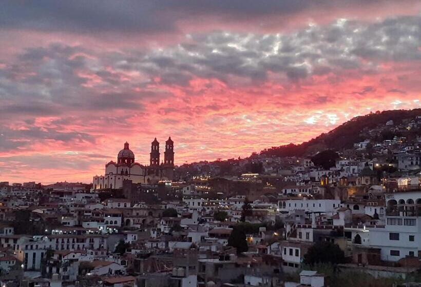 پانسیون Taxco De Mis Amores
