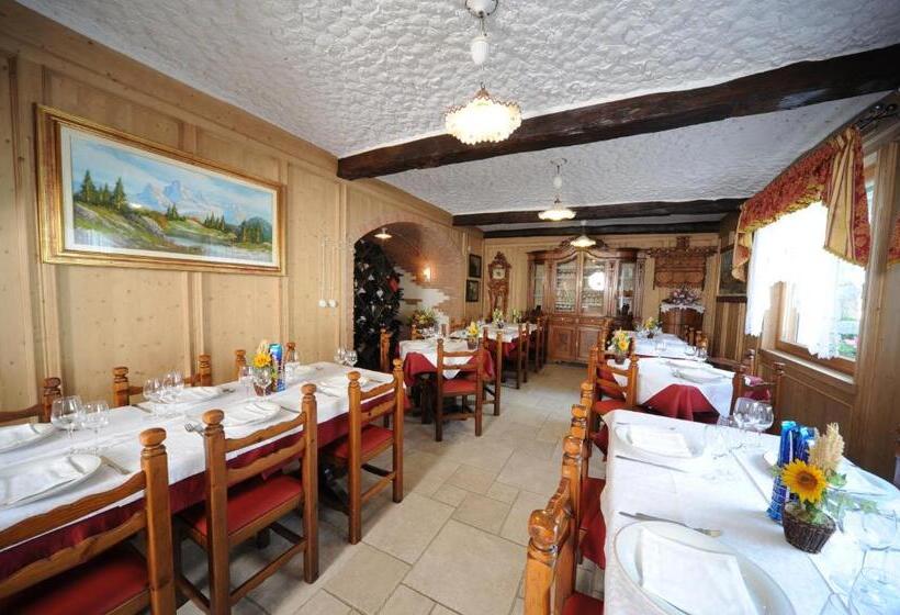 בית מלון כפרי Albergo Alpino