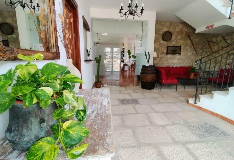 هتل Casale Ginisara