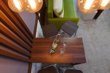 هتل Green Life Boutique Apartments