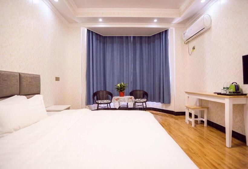 Nanjing Lafei Hotel Lukou Airport Branch