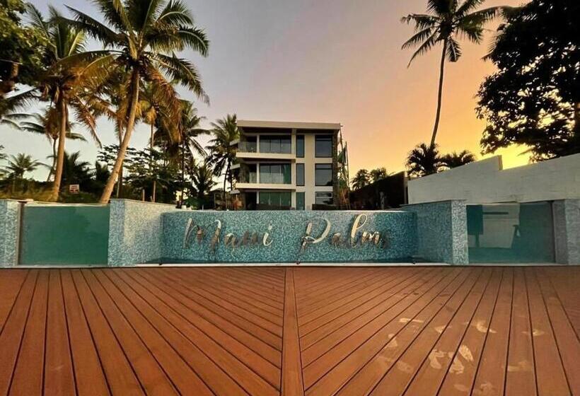 استراحتگاه Maui Palms