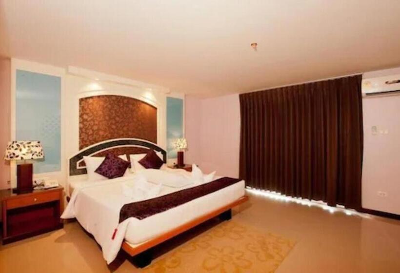هتل Convenient Grand