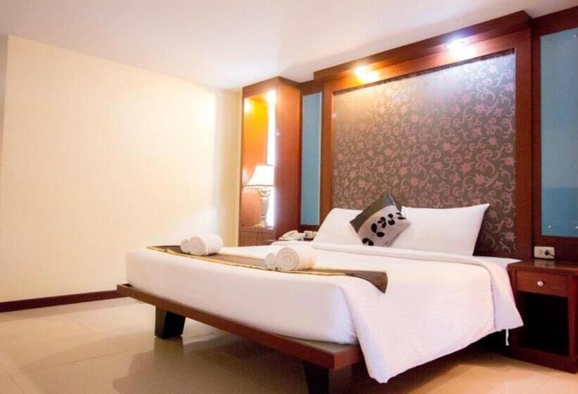 هتل Convenient Grand