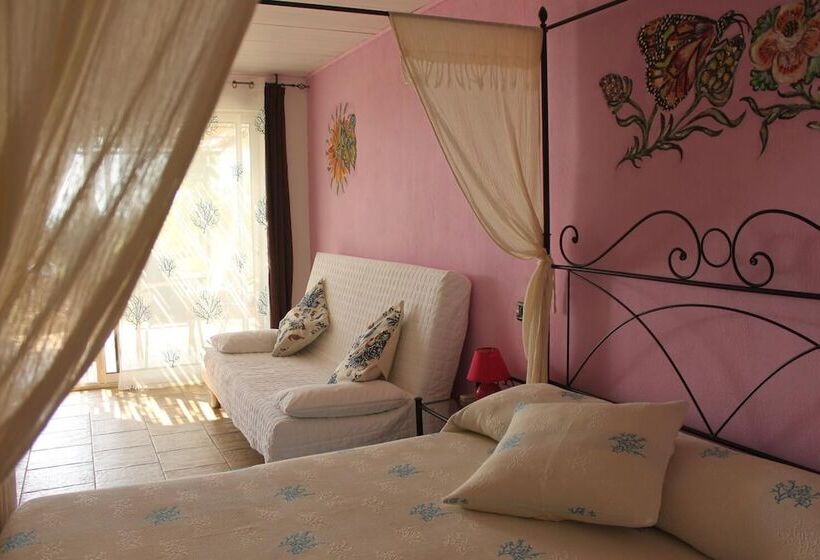 تختخواب و صبحانه Brise Marine