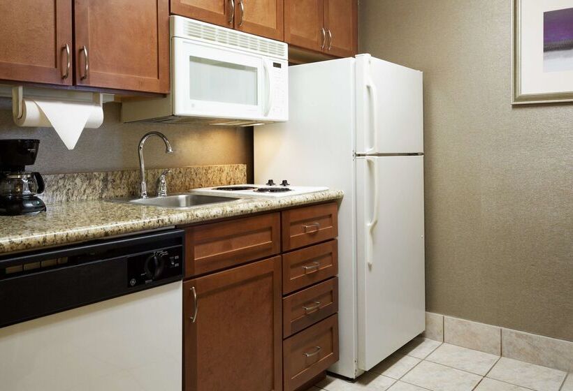 Homewood Suites By Hilton Raleigh Durham Airport @ Rtp