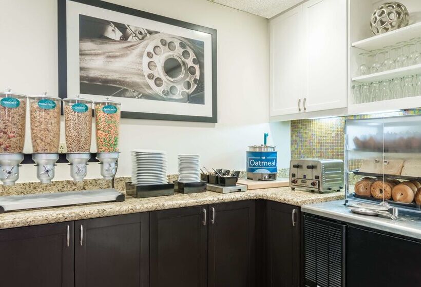 Homewood Suites By Hilton Raleigh Durham Ap/research Triangle