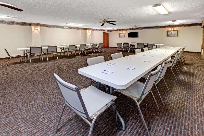 فندق Quality Inn
