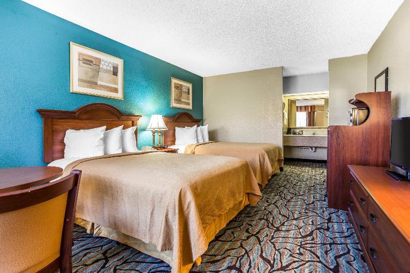 בית מלון כפרי Baymont By Wyndham Walterboro