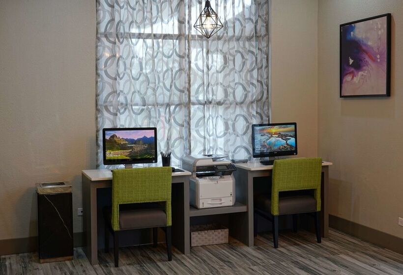 Отель Best Western Plus Morristown Conference Center