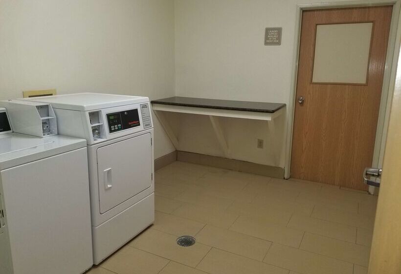 فندق Best Western Rayne Inn