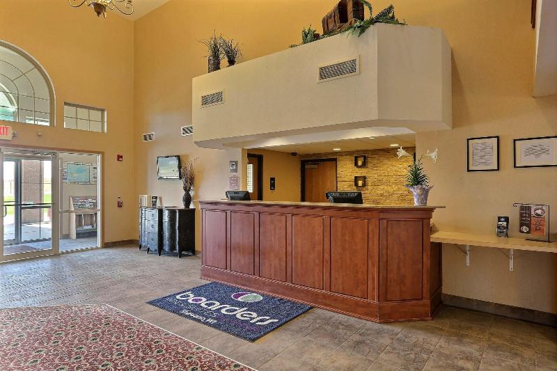 Boarders Inn & Suites By Cobblestone Hotels   Shawano