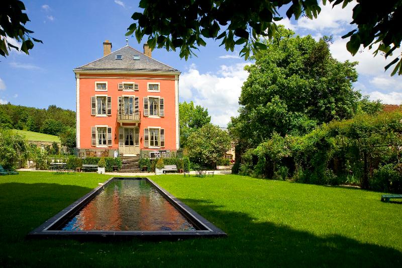 호텔 Chateau De Courban And Spa Nuxe