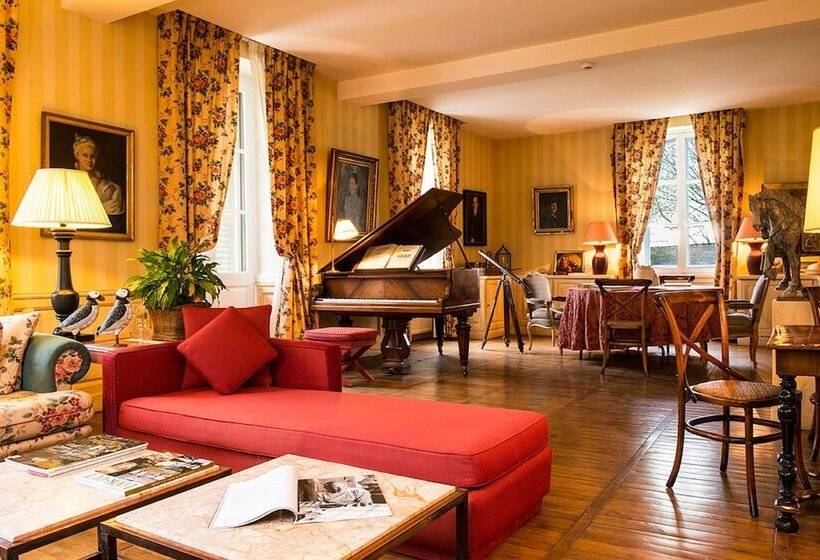 호텔 Chateau De Courban And Spa Nuxe