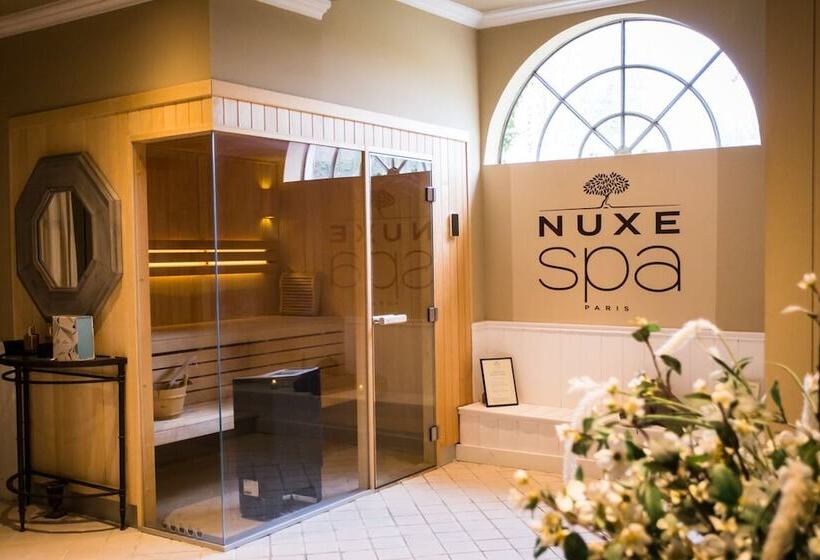 호텔 Chateau De Courban And Spa Nuxe