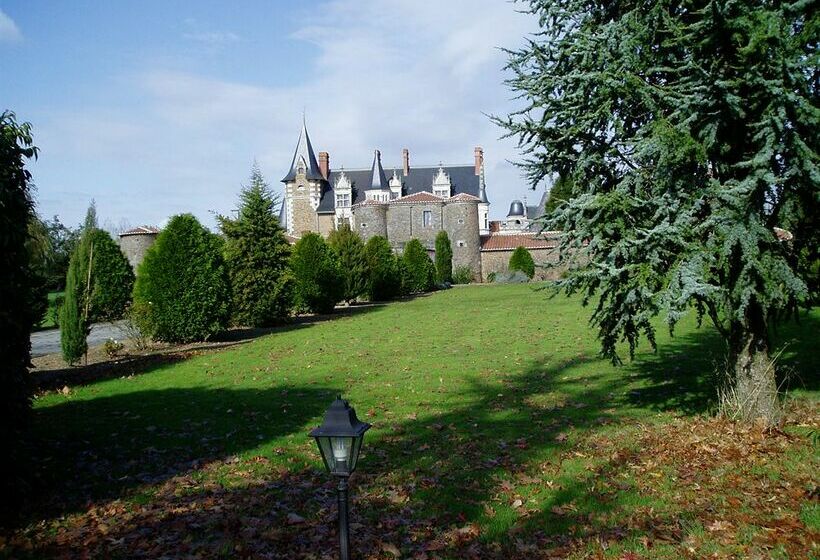 Hôtel Château De La Colaissière