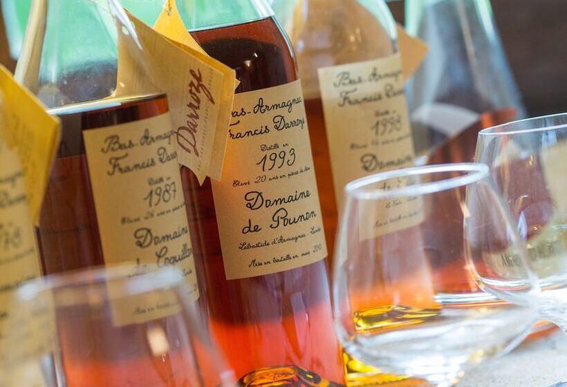 ホテル Chateau Des Ducs De Joyeuse