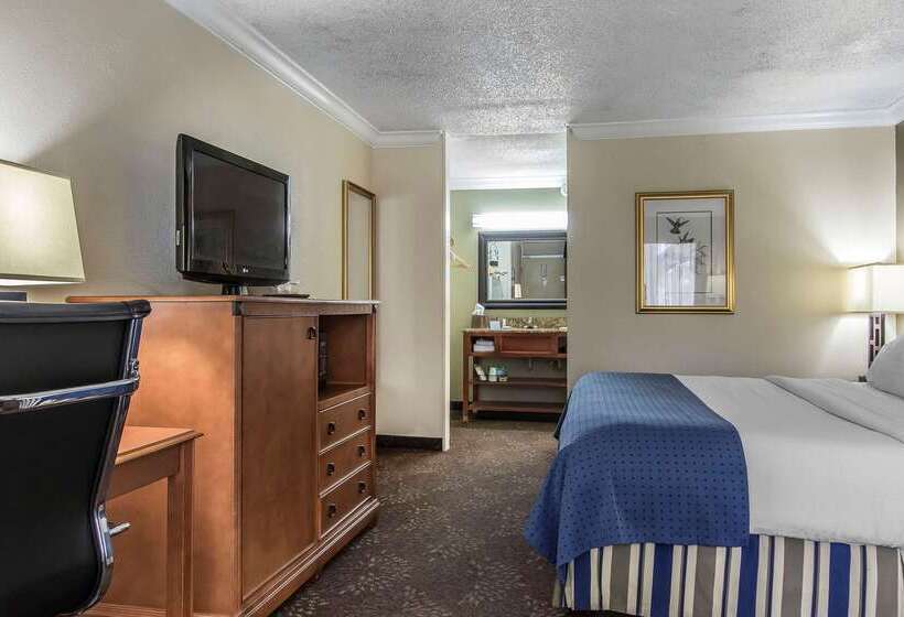 Отель Clarion Inn Morgan City