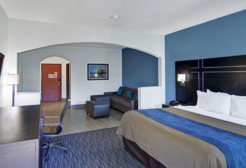 هتل Spark By Hilton Galveston