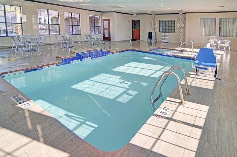 هتل Spark By Hilton Galveston