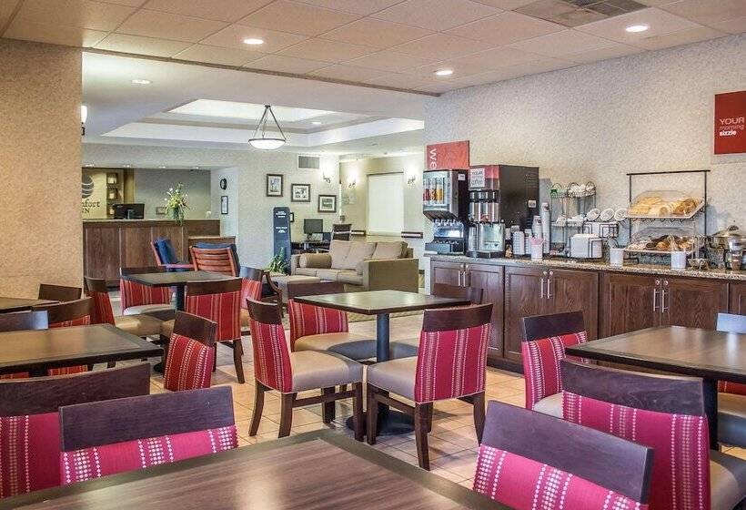 호텔 Comfort Inn
