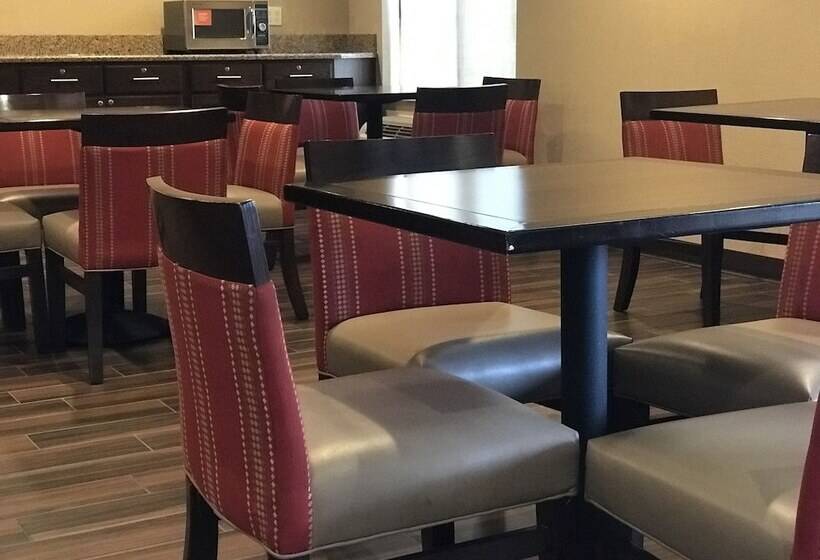 호텔 Comfort Inn