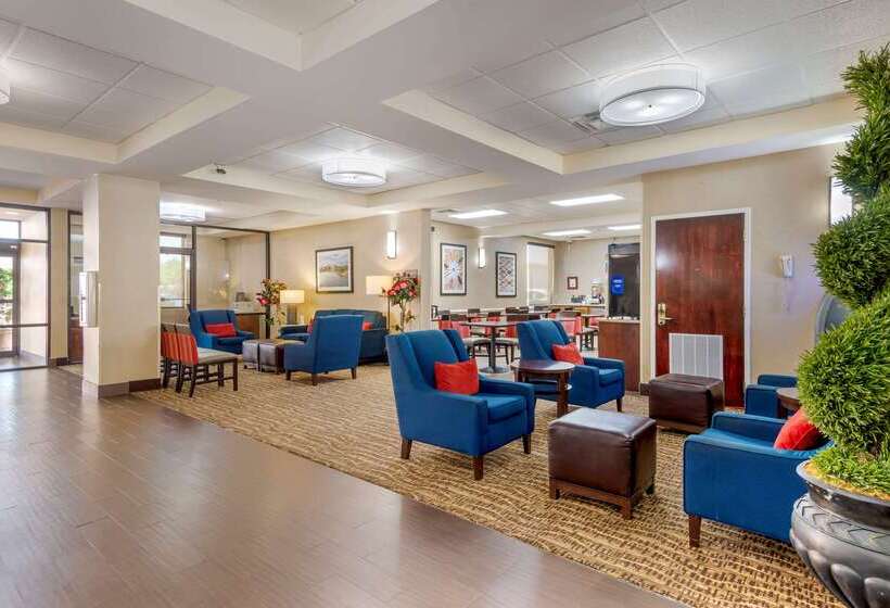 هتل Comfort Inn Columbus Near Fort Moore