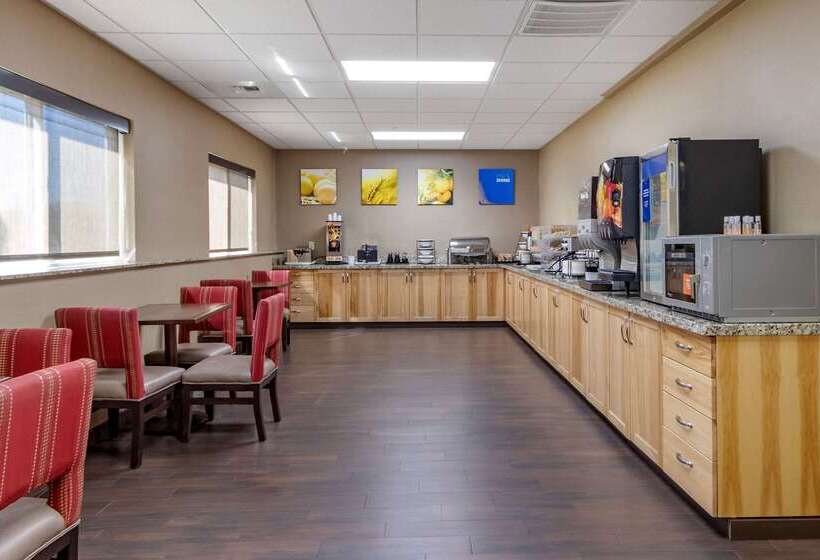 هتل Comfort Inn