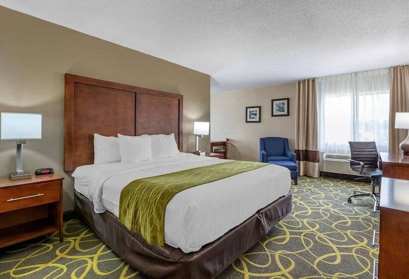 هتل Comfort Inn Muscatine Near Hwy 61