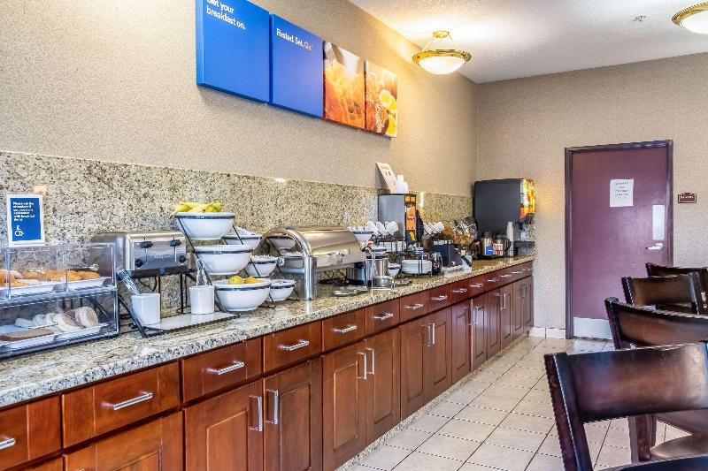هتل Comfort Inn Portland Near I84 And I205