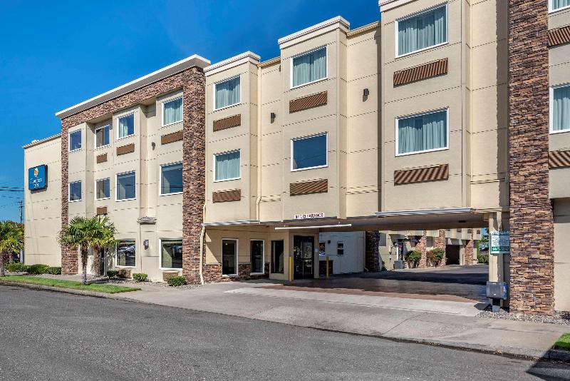 هتل Comfort Inn Portland Near I84 And I205