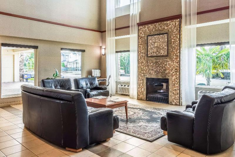 هتل Comfort Inn Portland Near I84 And I205