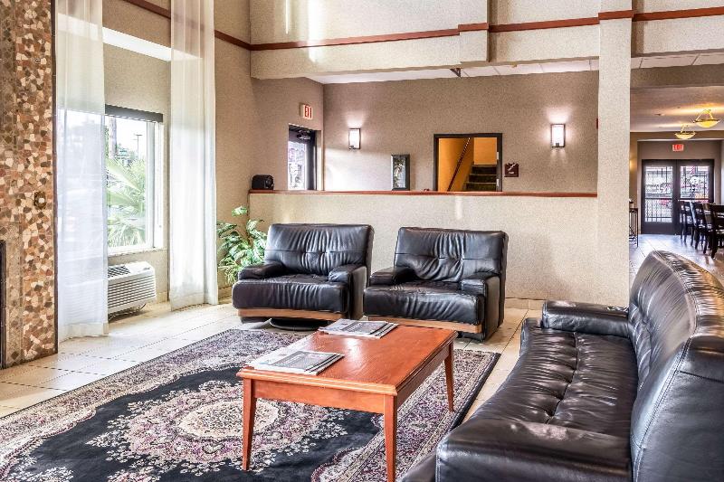 هتل Comfort Inn Portland Near I84 And I205