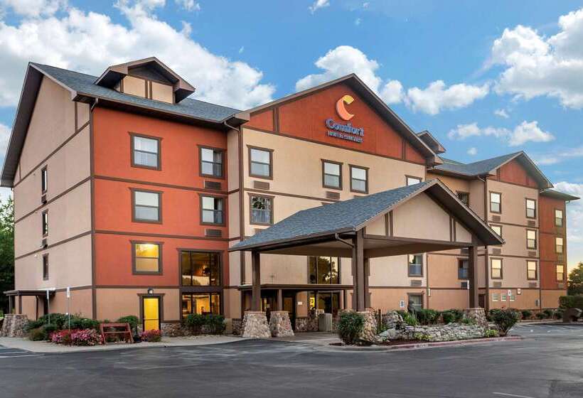 Hotel Comfort Inn & Suites Branson Meadows