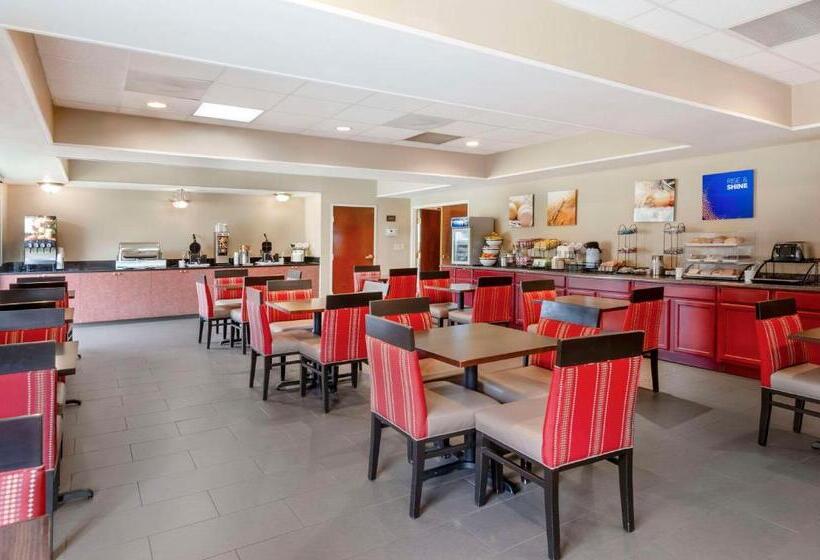 Отель Comfort Inn & Suites Christiansburg I 81