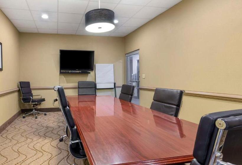 Отель Comfort Inn & Suites Christiansburg I 81