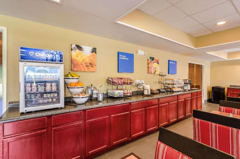 Отель Comfort Inn & Suites Christiansburg I 81