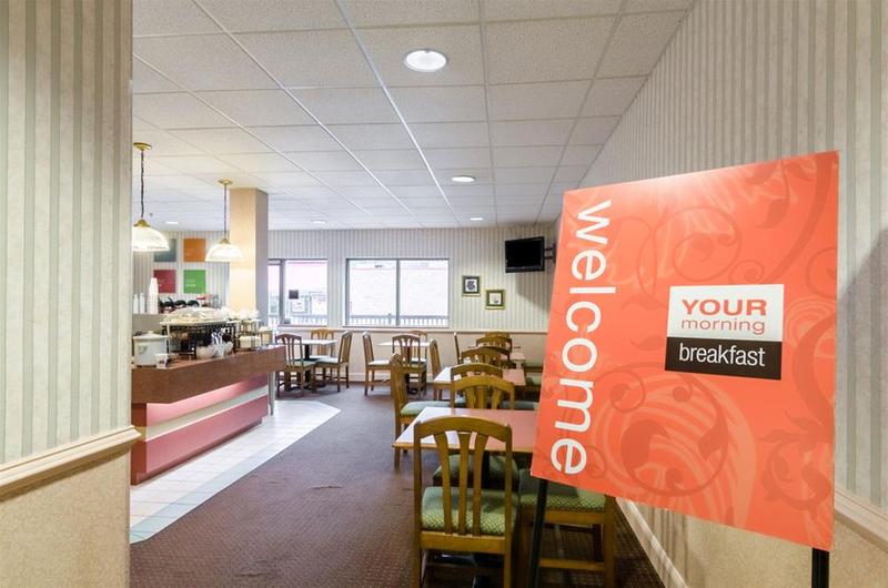 酒店 Comfort Inn & Suites