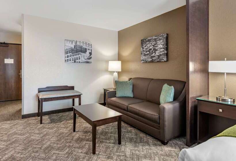 酒店 Comfort Inn & Suites Tualatin  Lake Oswego South