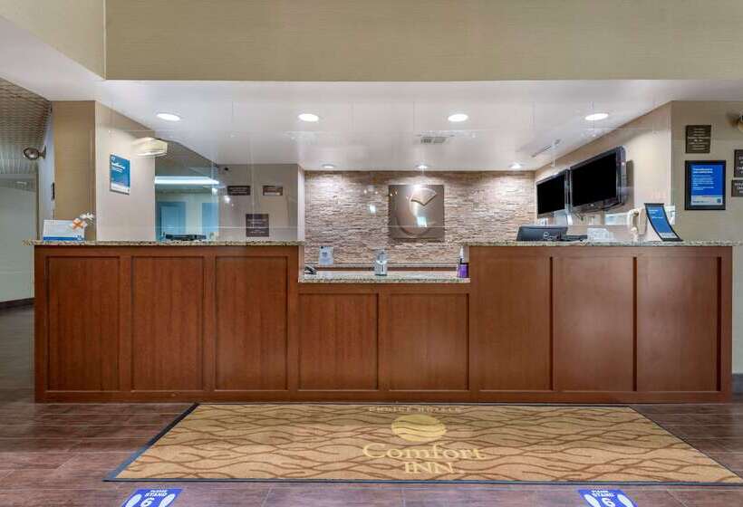 Отель Comfort Inn