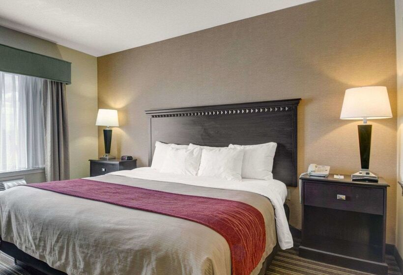هتل The Inn At Woburn   Boston