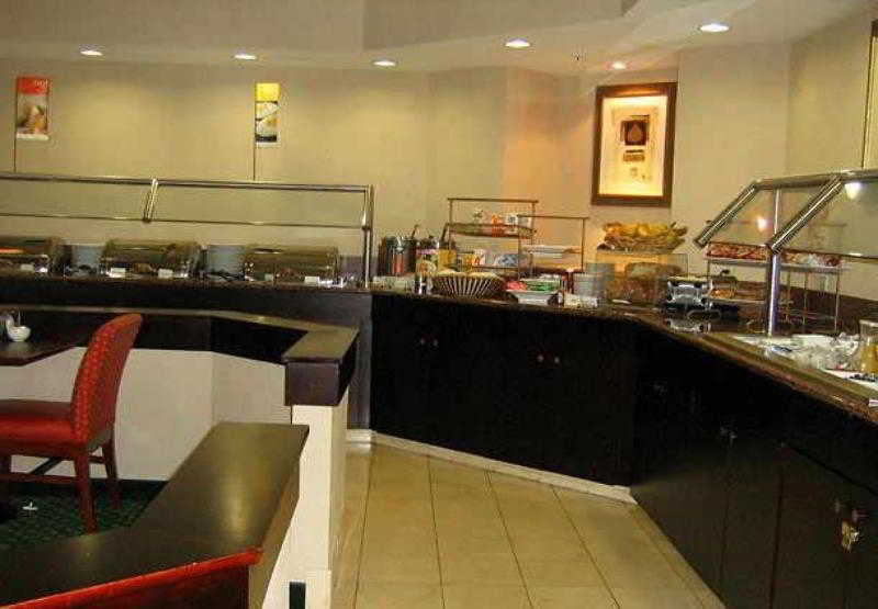호텔 Courtyard Atlanta Suwanee