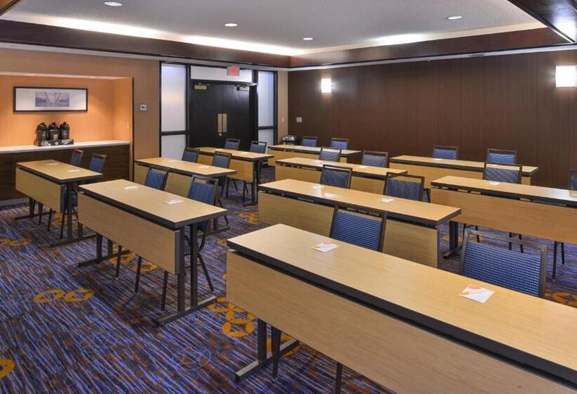호텔 Courtyard Atlanta Suwanee