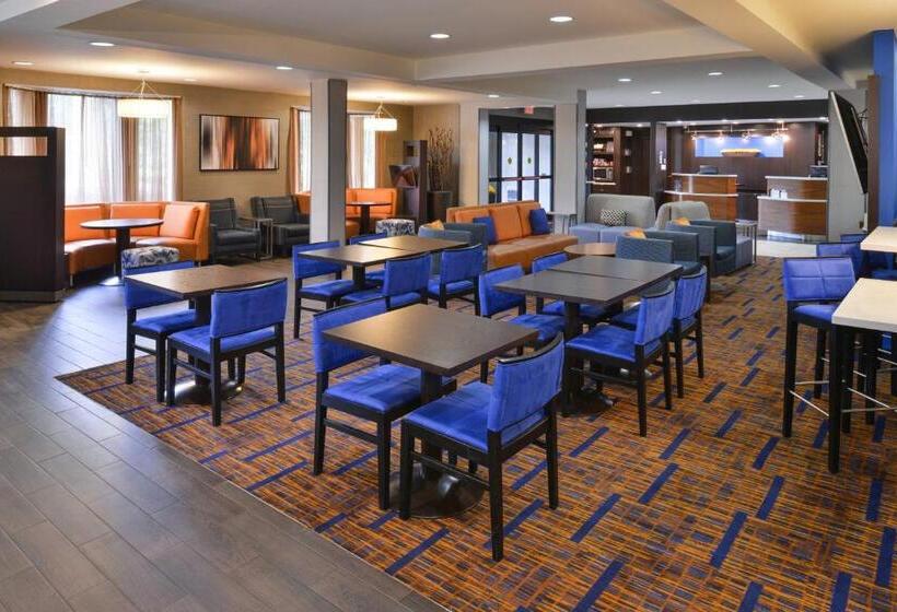 호텔 Courtyard Atlanta Suwanee